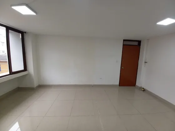 Oficina En Arriendo En El Centro/manizales (279061431).