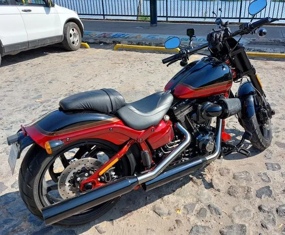 Harley Davidson Breakout Cvo 2017