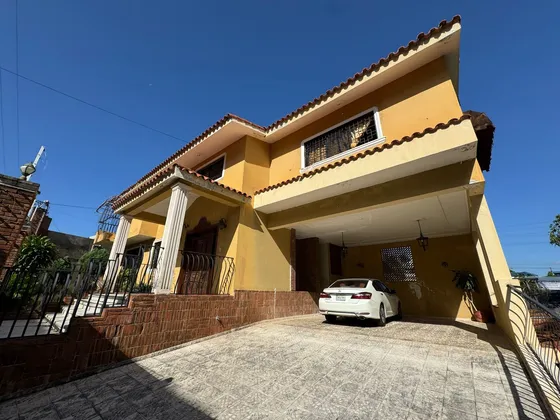 Alquilo Casa Para Negocio En Arroyo Hondo 2do Cod: Pd449