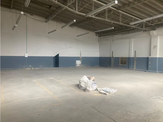 Bodega Industrial En Arriendo, Suba