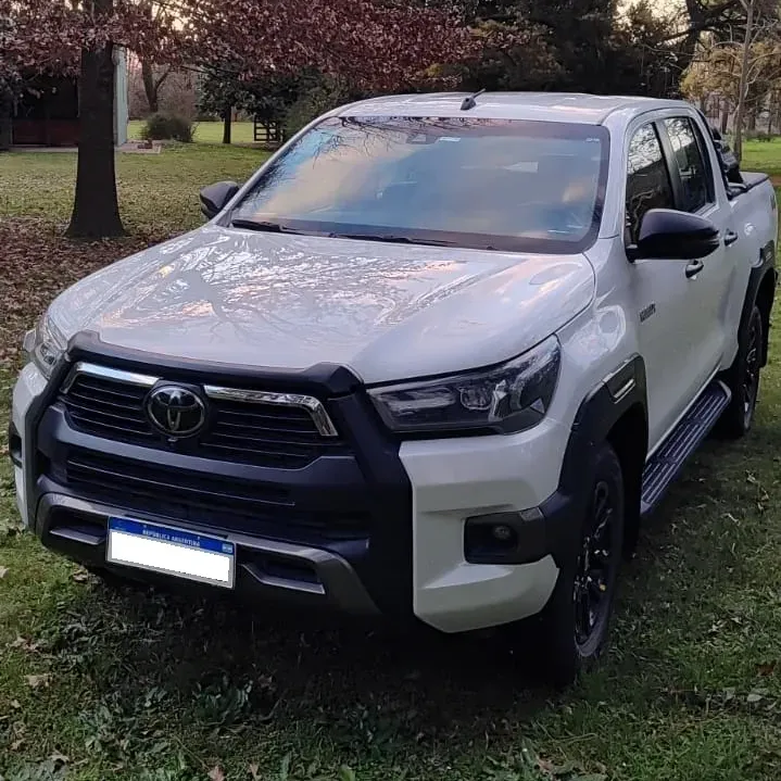 Toyota Hilux Pick-Up 2.8 Cd Conquest 204Cv 4X4 At
