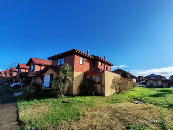 Arriendo Casa 4d 3b 2e Ampliación Portal S Pedro (177398)