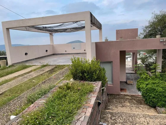 Casa En Alquiler 2 Dormitorios En Terrazas De Estanzuela, Con Vistas A Las Sierras