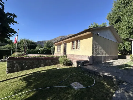 Arriendo De Casa Con Piscina En El Melocoton