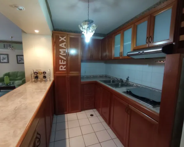 Apartamento Katako En Urbanización Jorge Coll, Con Zona Residencial, Zona Amplia