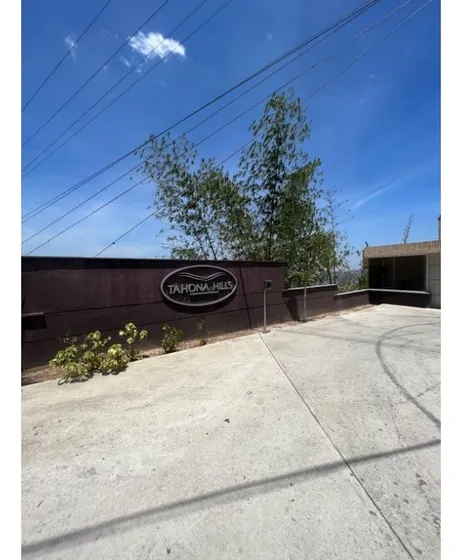 Se Vende Financiado Town House 300m2 La Tahona 8936