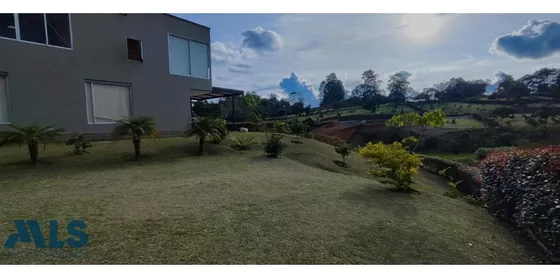 Casa Moderna En Parcelaciòn Campestre(mls#243872)