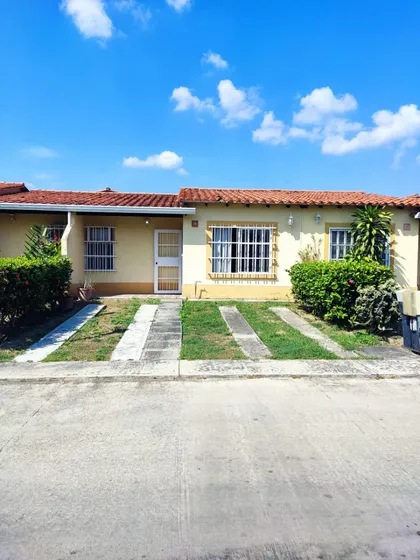 Casa Con Financiamiento En San Diego. 1792