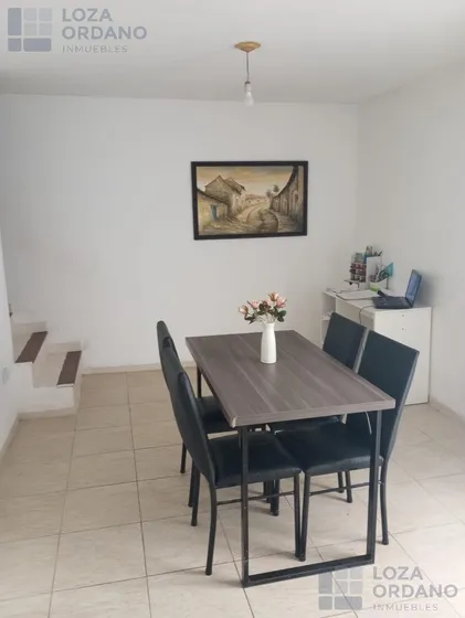 Departamento Duplex En Venta 2 Dormitorios Alto Alberdi Con Patio