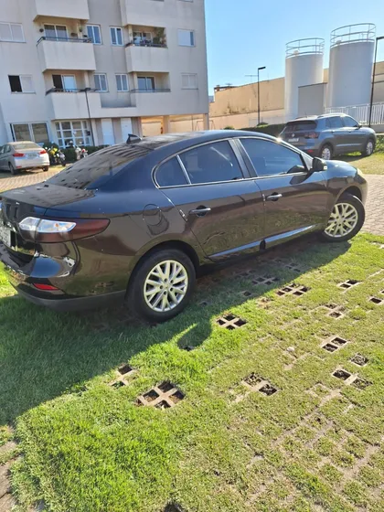 Renault Fluence 2.0 Dynamique X-tronic Hi-flex 4p