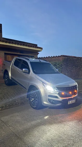 Chevrolet S10 2.8 High Country Cd Tdci 200cv Automática