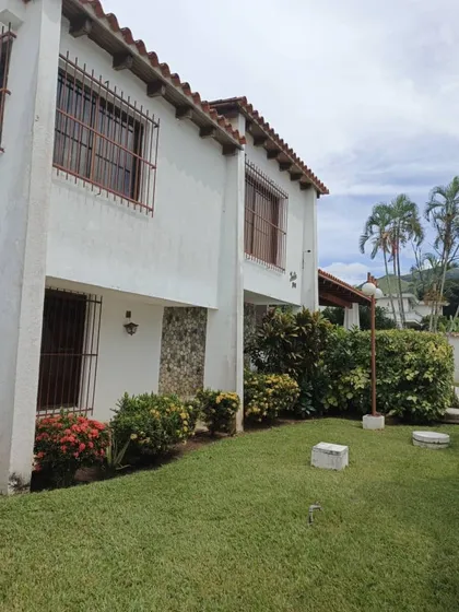 Estela Montilla Vende Casa En Colinas De Guataparo 