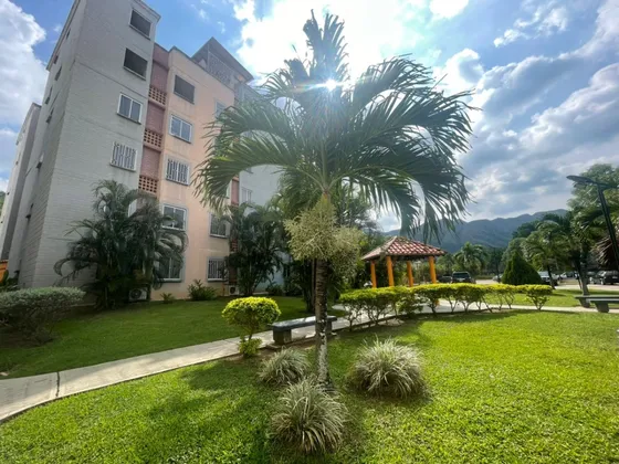 Apartamento En La Esmeralda, San Diego. Residencia Terrazas De San Diego. (spatrc-20)