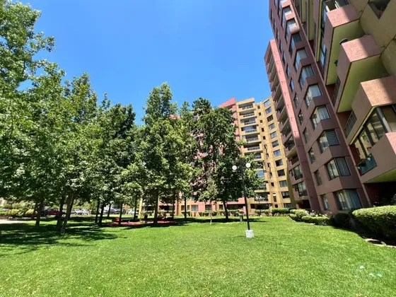 Departamento En Venta De 3 Dorm. En La Florida