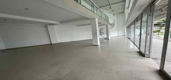 Local En Arriendo En Zona Norte /armenia (279061643).