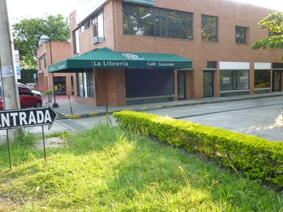 Local En Arriendo En Pance. Cod A5209