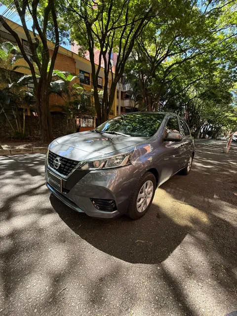 Nissan March 1.6 Sense At