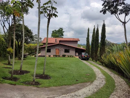 Casas En Arriendo Vereda Cabeceras 643-8292171