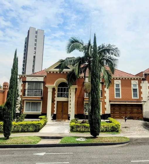 Casa En Venta Poblado San Lucas