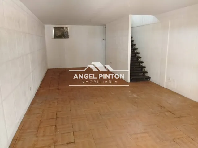 Local Comercial Alquiler Av Bella Vista Maracaibo Api 6282 