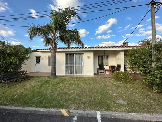 Vendo !  Casa, Amplia Seguridad, Barrio Cerrado.