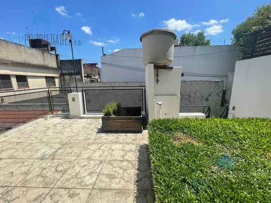 Venta Ph 3 Ambientes En Monte Castro Terraza Patio Jardín