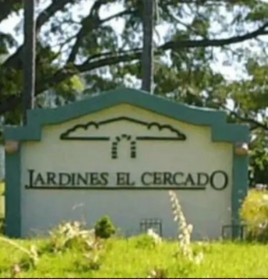 Vendo Parcela De Dos Puestos En Los Jardines Del Cercado Guarenas 