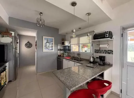 Casa En San Sebastian - Venta - Interna -