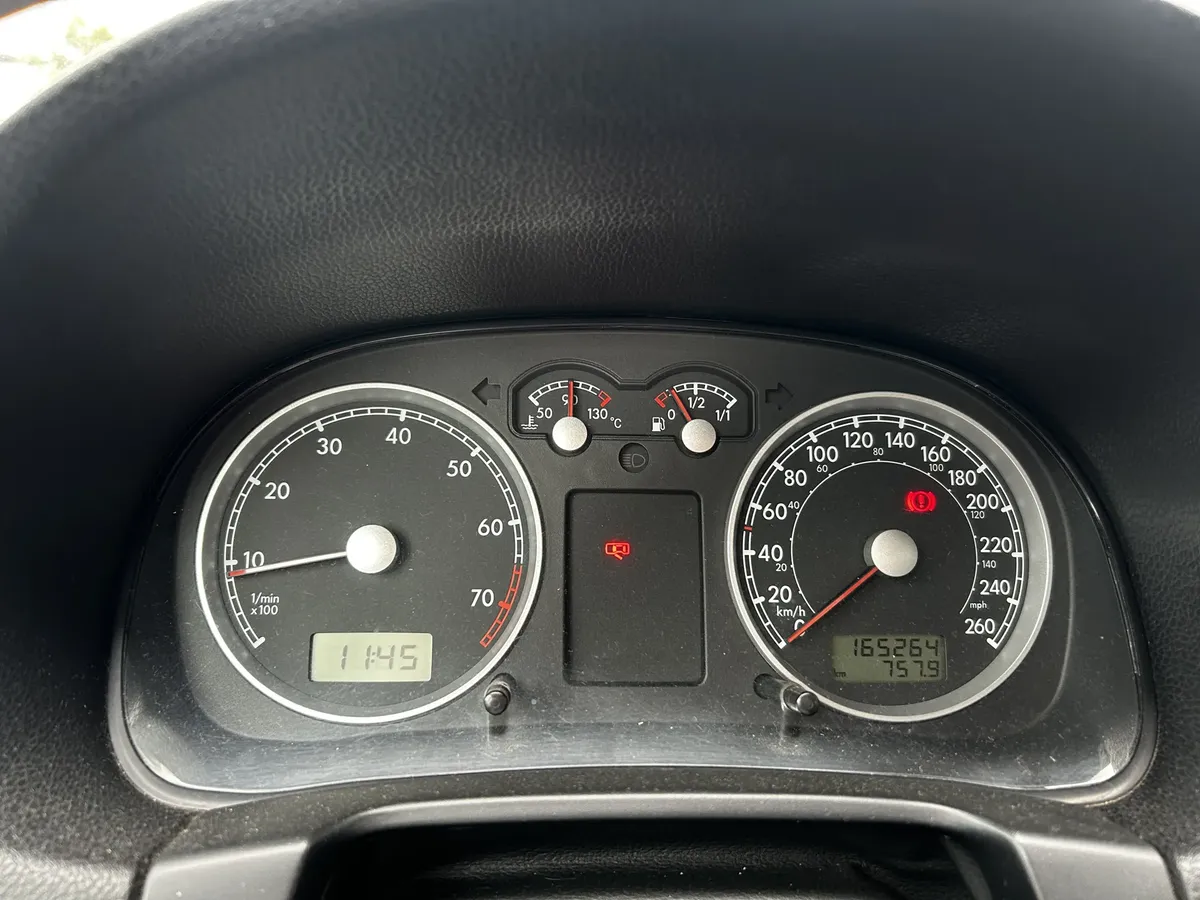 Volkswagen Bora 2009 2.0 Total Flex 4p Manual — foto 8