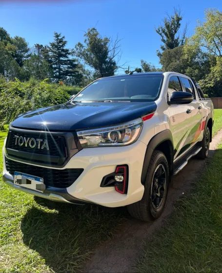 Toyota Hilux 2.8 Cd Srx 177cv 4x4 At Gr