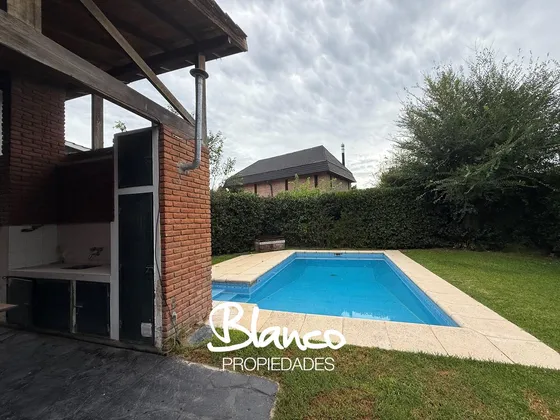 Casa Chalet  En Venta En Campo Chico, Pilar, G.b.a. Zona Norte
