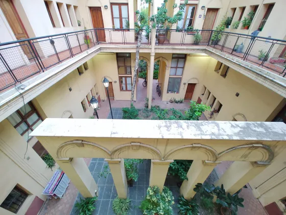 55 E/- 10 Y 11 Vendo P.h Contrafrente 2 Dorm En P.alta X Escalera (63m2). Impecable, Luminoso. U$s 80.000.-