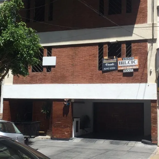 Cochera En Venta En Lanus Oeste