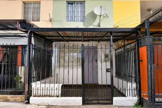 Casa En Venta En El Bosque Ideal Para Tu Familia