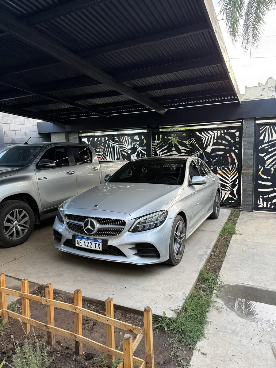 Mercedes-Benz C-Class 2.0 C300 Coupe 258 hp Sedan