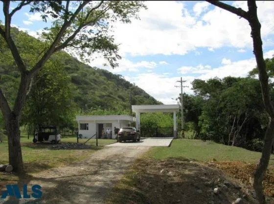 Venta De Lote En Santa Fe De Antioquia