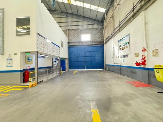 Alquiler Galpon 1700m2 , Cabildo N° 476, Piñeyro, Avellaneda