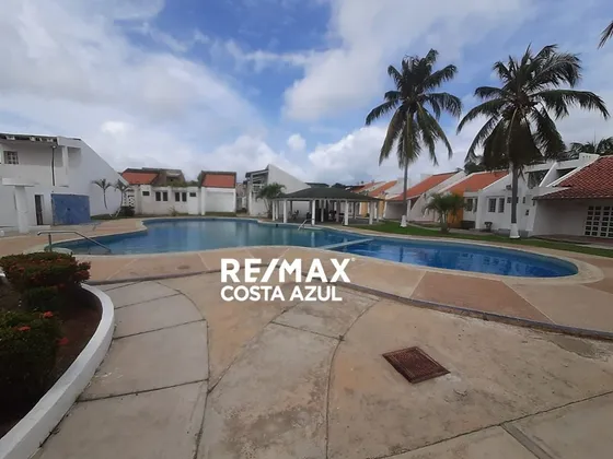 En Venta Tonw House Listo Para Disfrutar En Conjunto Los Canales En Ciudad Flamingo Chichiriviche