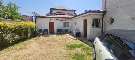 A Pasos Barrio Italia