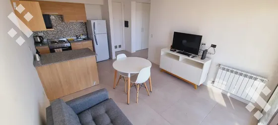 Alquiler Dpto 1 Dorm Amoblado - Casa Club, Neuquén Centro