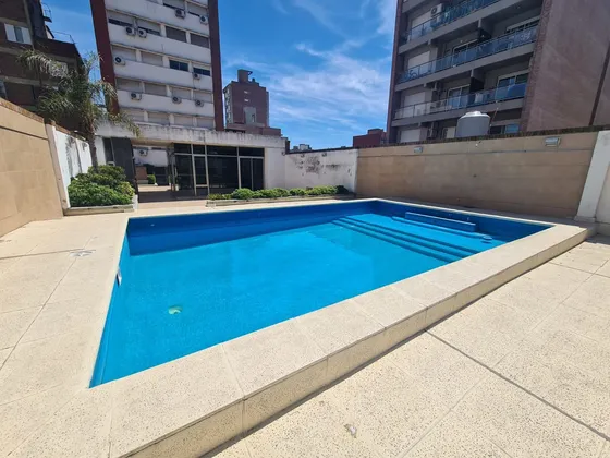 Alquiler Lourdes Rosario - Cochera Piscina Quincho - Parque Independencia Bv Oroño Tribunales