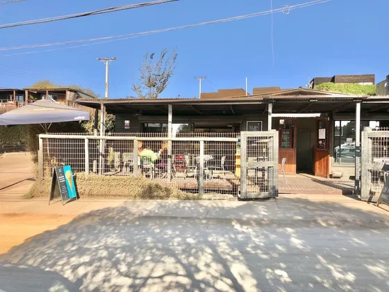 Oportunidad: En Venta Café Y Tres Cabañas En Maitencillo Sur