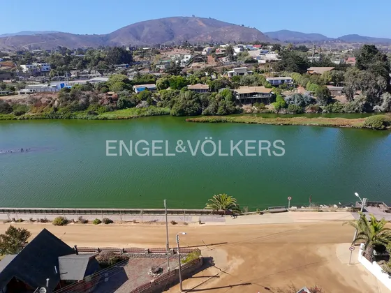 Se Vende Casa Espectacular Vista Al Humedal La Laguna