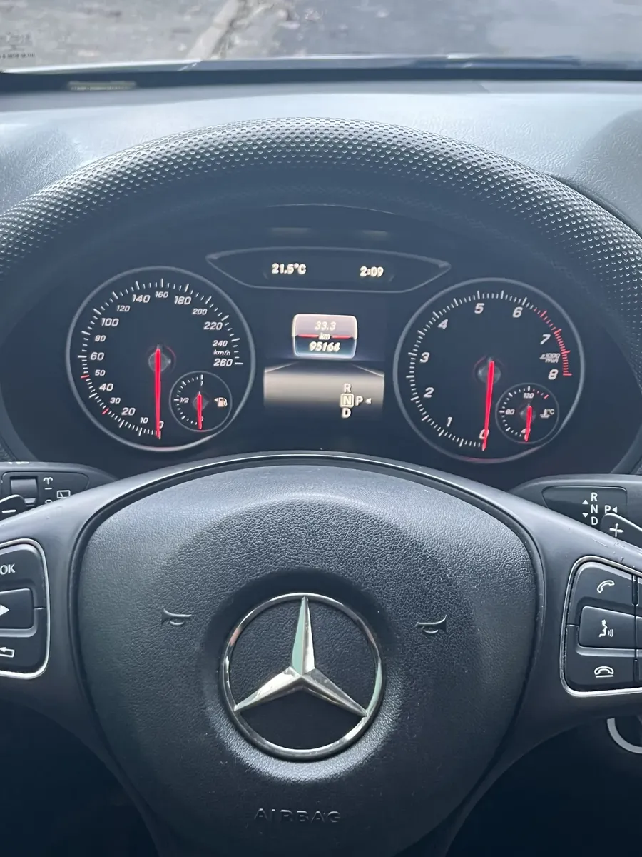 Mercedes-Benz Classe B 2016 1.6 Turbo Flex 5p — foto 8