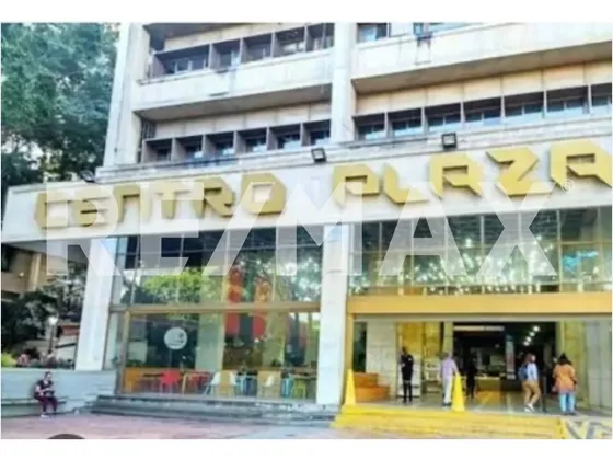 Alquiler De Local Comercial Centro Plaza
