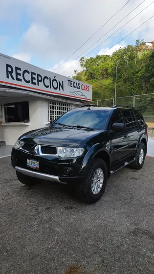 Mitsubishi Montero Sport 4x4 Automática 2015
