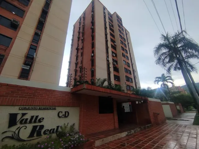 Apartamento De Oportunidad En Valle Real - Mañongo Seb - Dlp