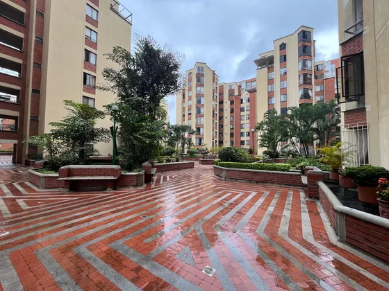 Moderno Apartamento De 4 Habitaciones En Santa Anita  Sur De Cali