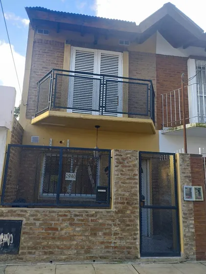 Hermoso Duplex 2 Dormitorios C/ Patio Y Cochera San Miguel