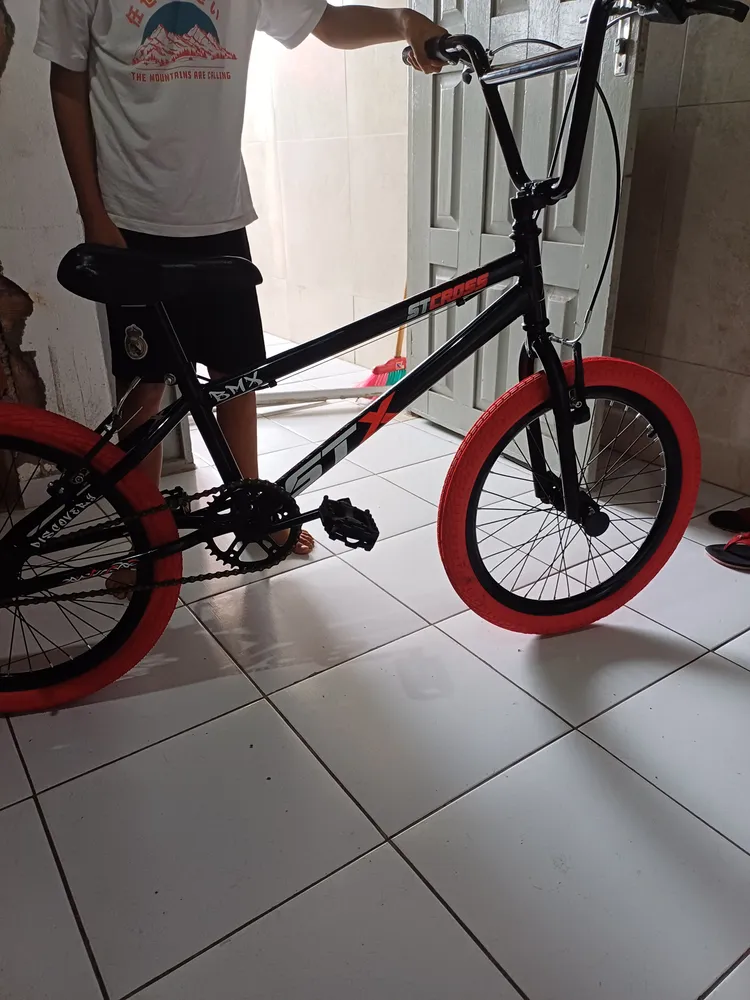 Bicicleta Cross Stx Aro 20 Infantil Pneu Colorido V-brake Cor Preto Pneu Vermelho Tamanho Do Quadro Único - Imagem 4